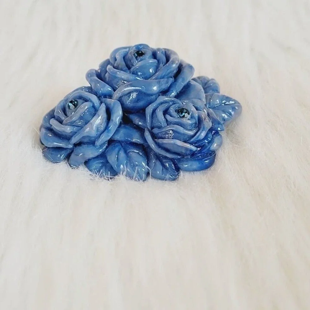 Vintage Coquette Blue Rose Brooch Flower Textured Rhinestone Cottagecore 12518